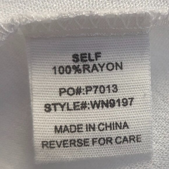 NWT Timing Size Small White Blouse - Picture 7 of 16